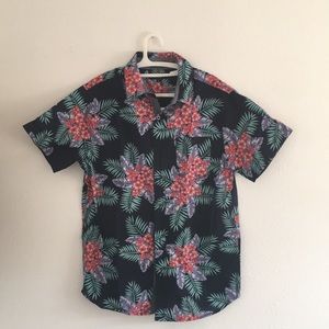 Eighty Eight Platinum button up short sleeve